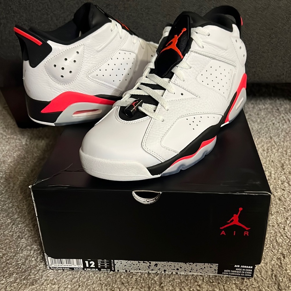 Air Jordan 6 Retro Low